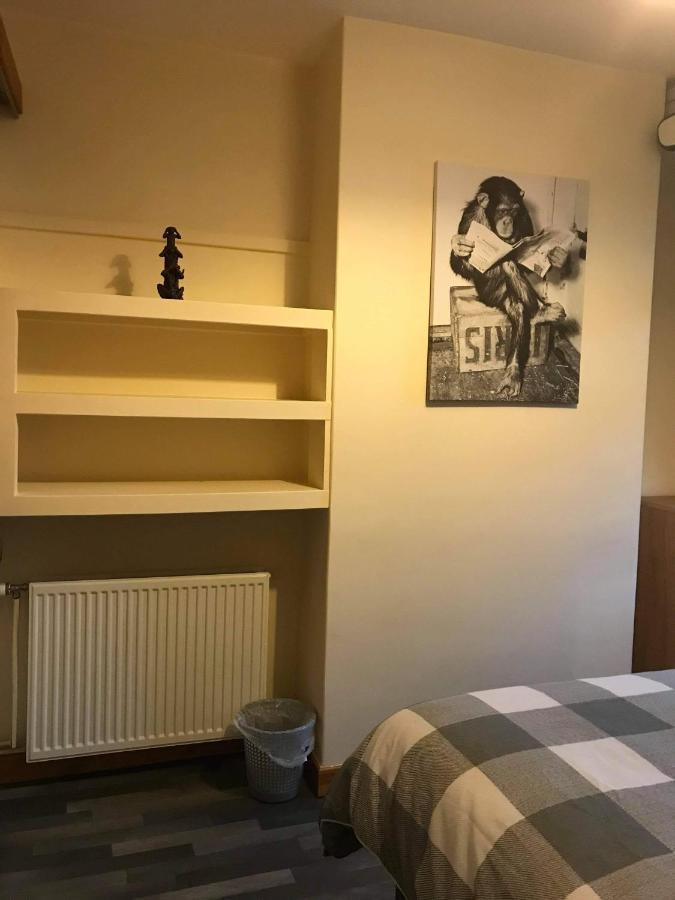 No 5 Newly Refurbished 4 Bedroom House Cononbridge Kültér fotó